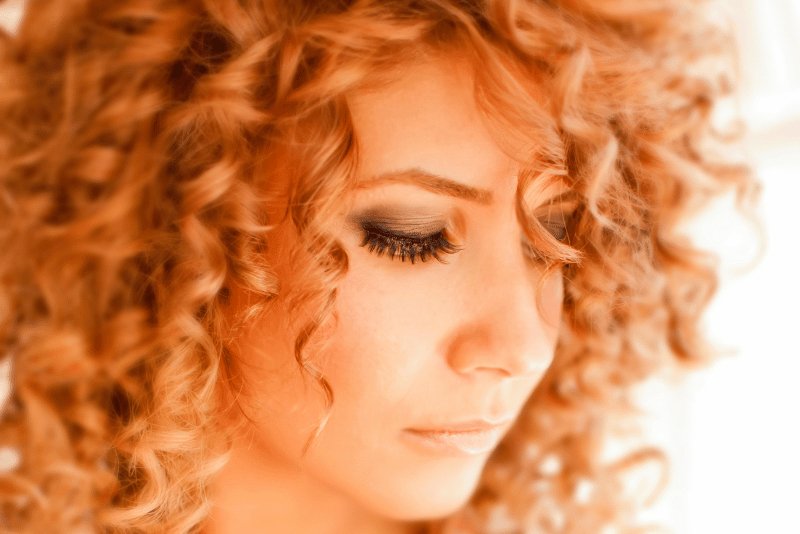 How to Get Rid of Frizzy Hair: The Ultimate Guide for Luxurious Locks - curlylife