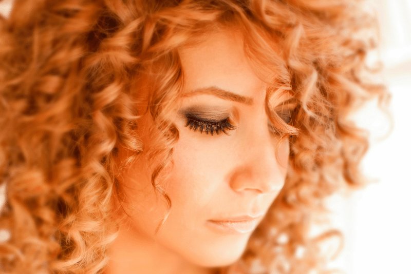 How to Get Rid of Frizzy Hair: The Ultimate Guide for Luxurious Locks - Curly Life Company